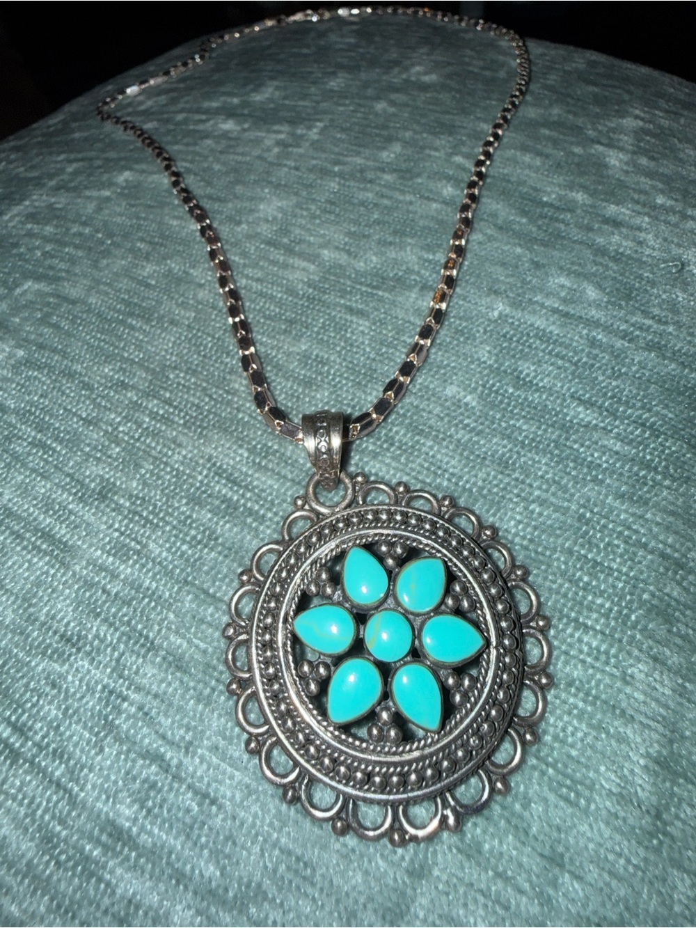 Great Sterling Silver (950 Italy Milor) Pendant Necklace Turquoise Flower Petals